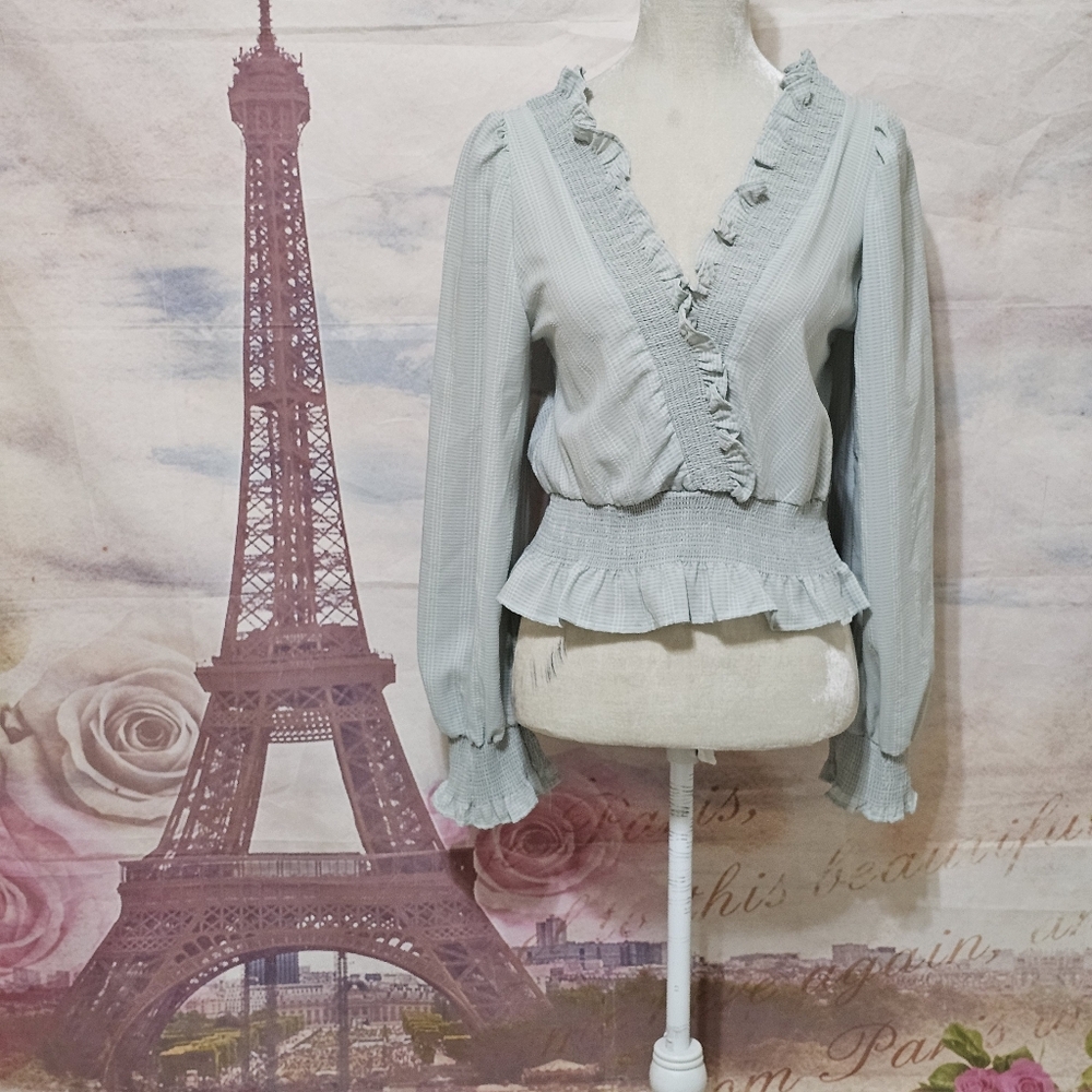 Blu Pepper Light Gray Ruffled Blouse